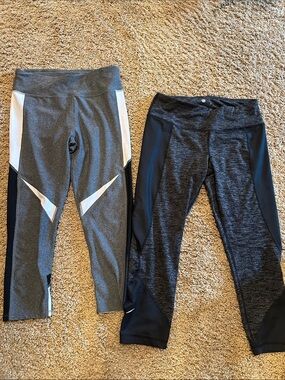 Adrienne Vittadini Gray and White Active Capris - Two-Pack